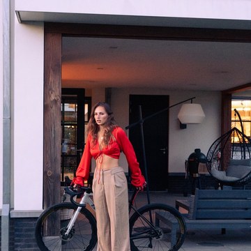 Puck Moonen - Athletic and Screenshot Collection in puckmoonen_3475801963627778535.jpg - hidden celebrity photo